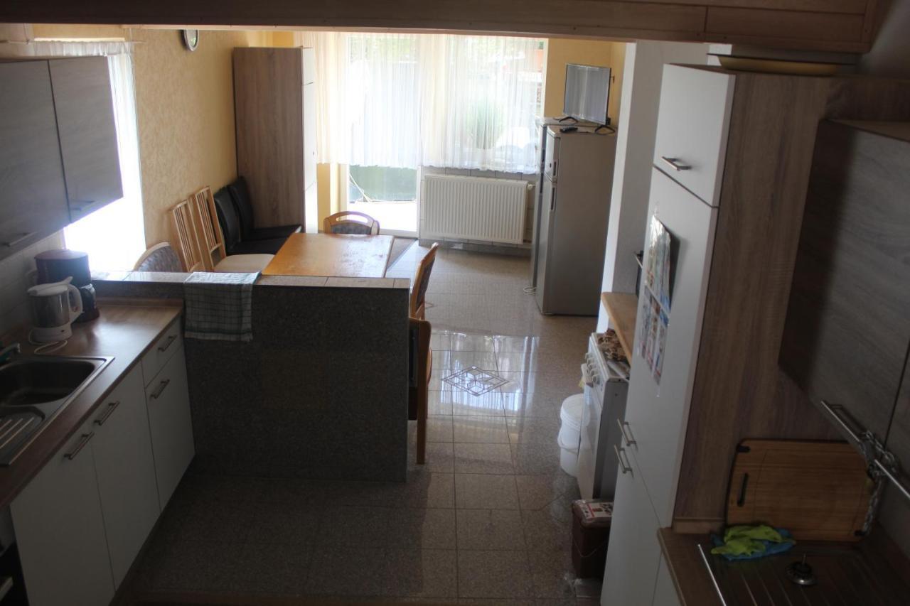 Haus Zum Grunen Baum Schollbrunn Екстериор снимка